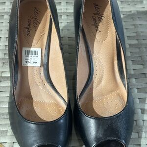 dexflex comfort Black Peep-Toe Heels with Cushioned Insole